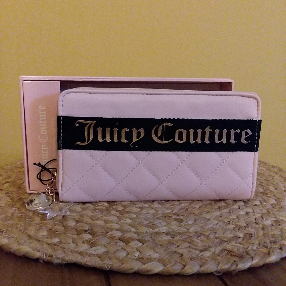 Juicy Couture baby pink wallet clutch